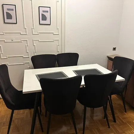 Sleep & Parking Am Airport Ratingen