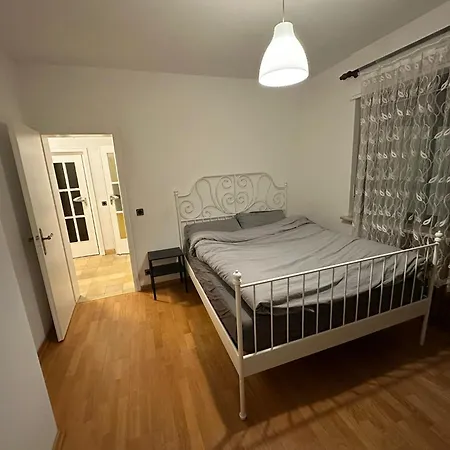 Sleep & Parking Am Airport شقة